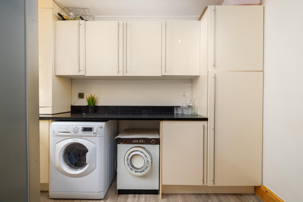 20240805-1152_Maison Haus - 4 Brookhouse Mill Ln, 