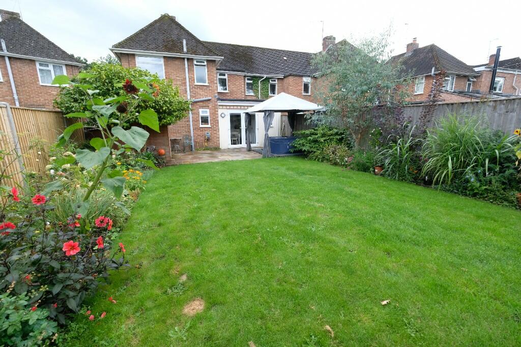 GARDEN 