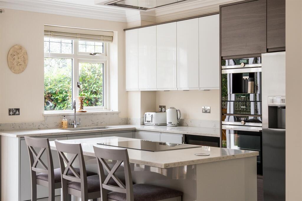 PINE HILL, 9, THORNHILL HOUSE (11).jpg