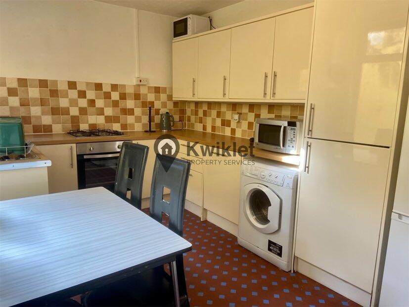 246261095_408038787583082_4544567227600213655_n