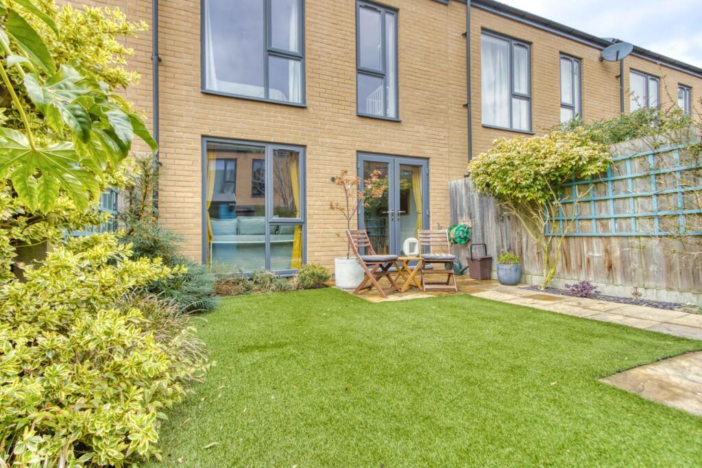 Ewemove Taunton - Firepool View (11)