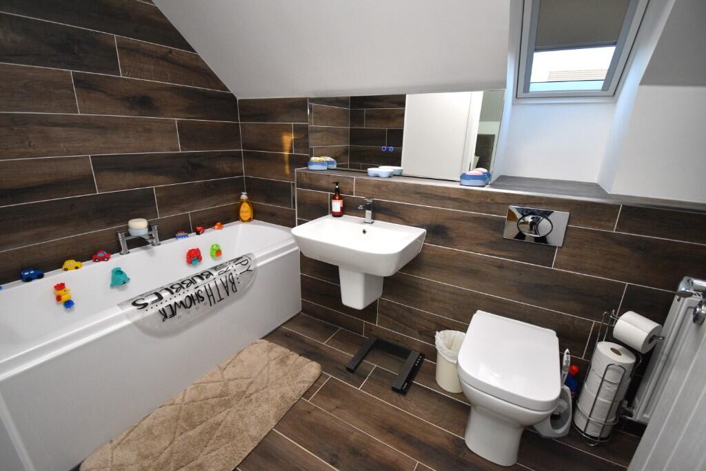 Master Ensuite