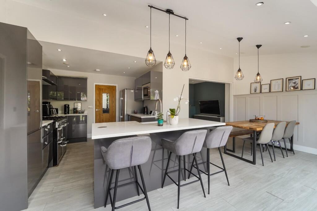 MERLAND RISE (9).jpg