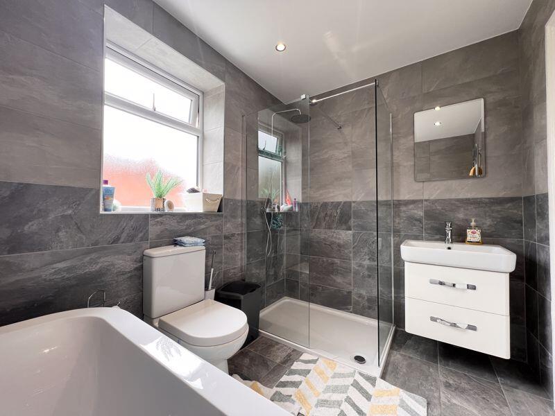 28 - First Floor Bathroom