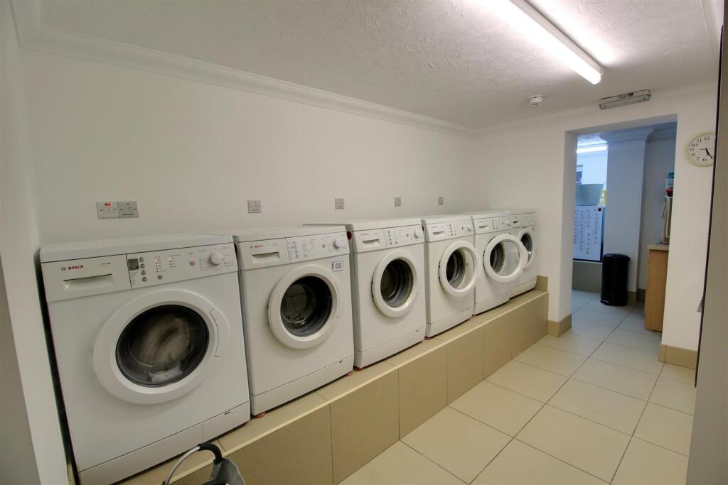 Laundry room.jpg