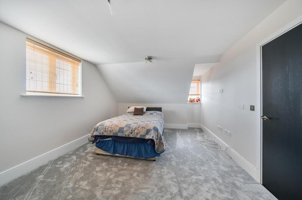 Davidson Frost-Wellings, DFW, Flora Close, Bedroom