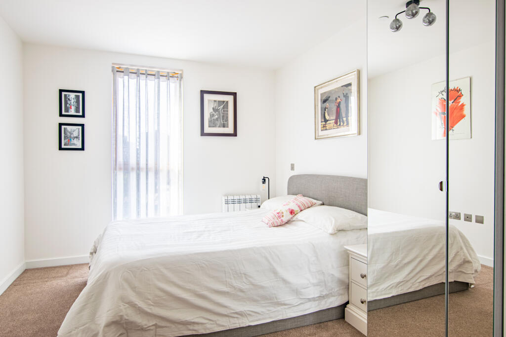 bedroom1a