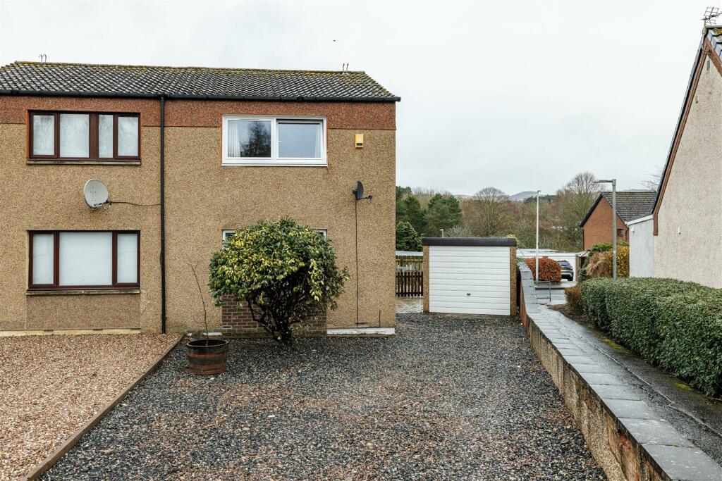 37 Abbotslea Tweedbank 01.JPG