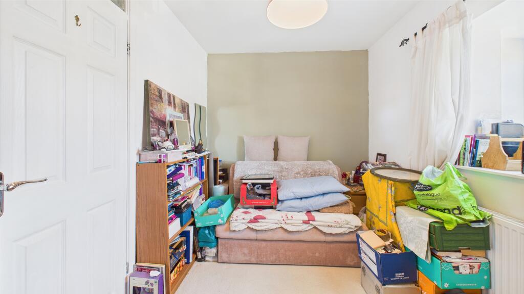 CAM04968G0-PR0037-STILL017