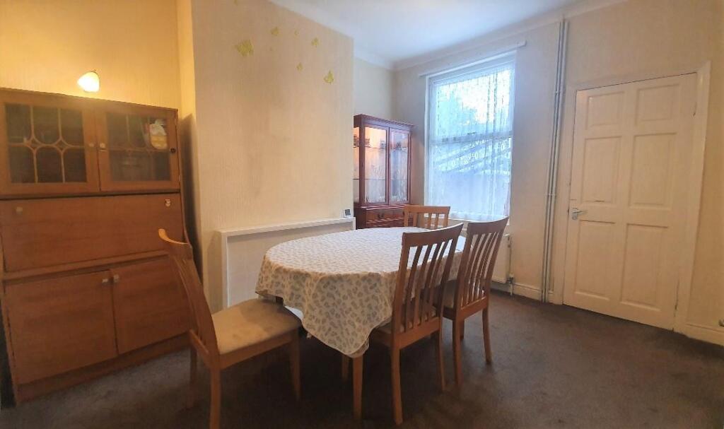 Dining Room.jpg
