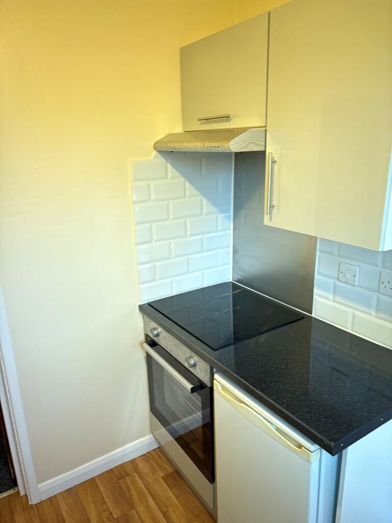 Photograph 3