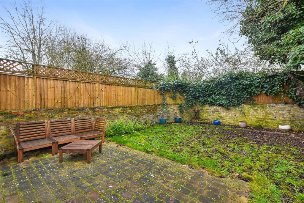 08-21b0GCWT - GFF 21 Tubbs Road - Garden -Original