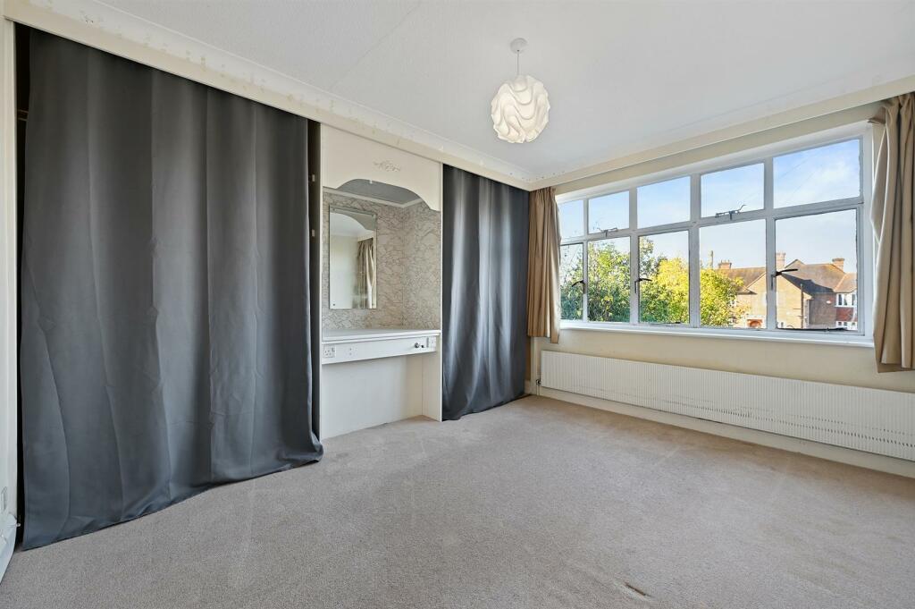 Bedroom 3.jpg
