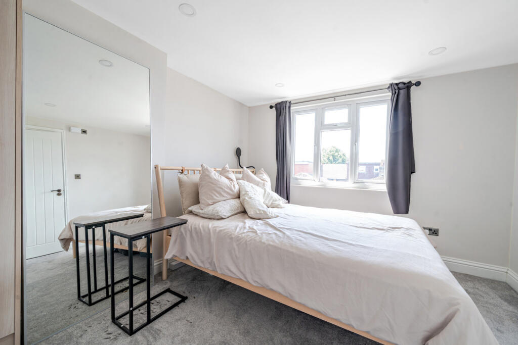 1312871-8-68594e4...