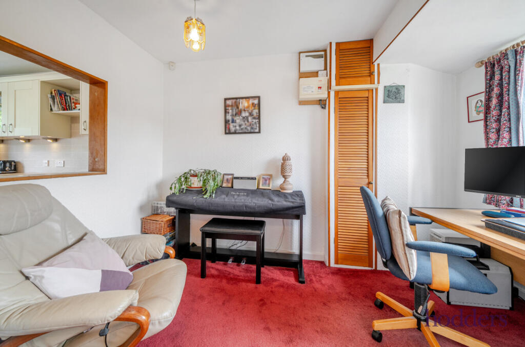 7f4ceaf6-b288-445...