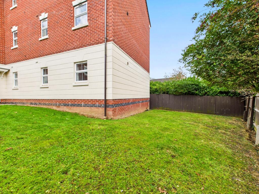 CAM05192G0-PR0135-STILL014