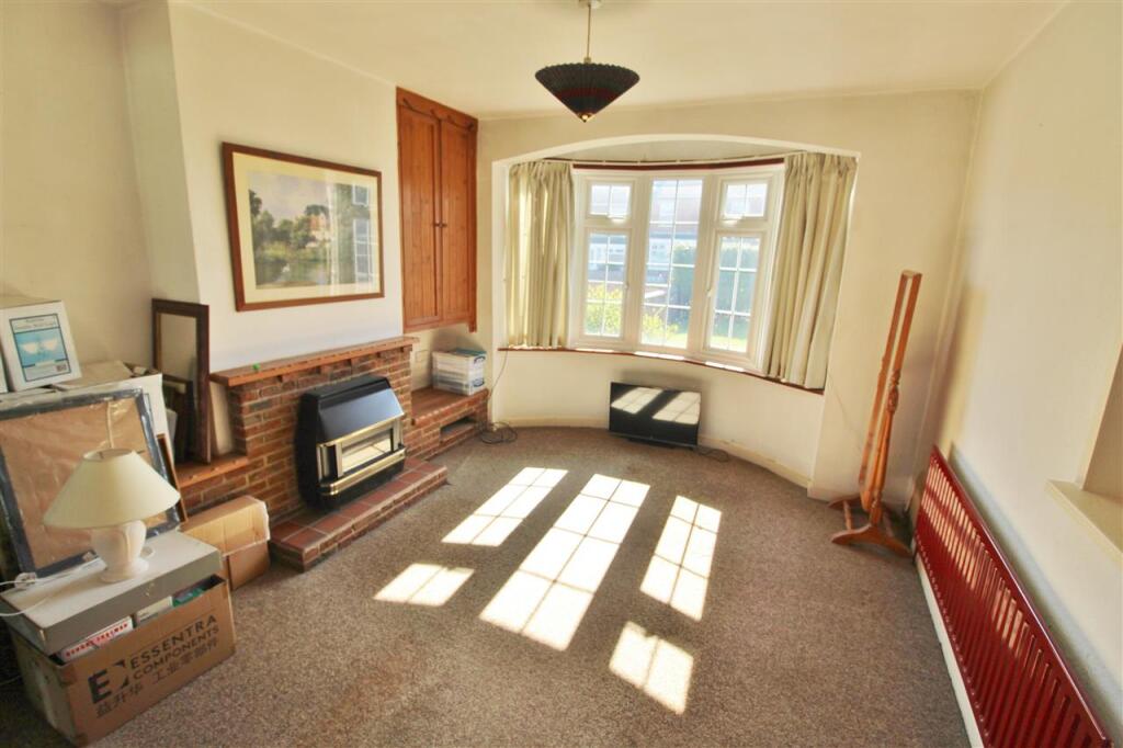 SITTING AREA