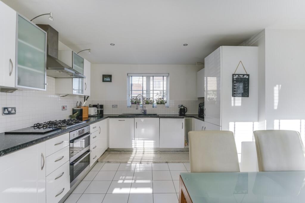 Kitchen diner