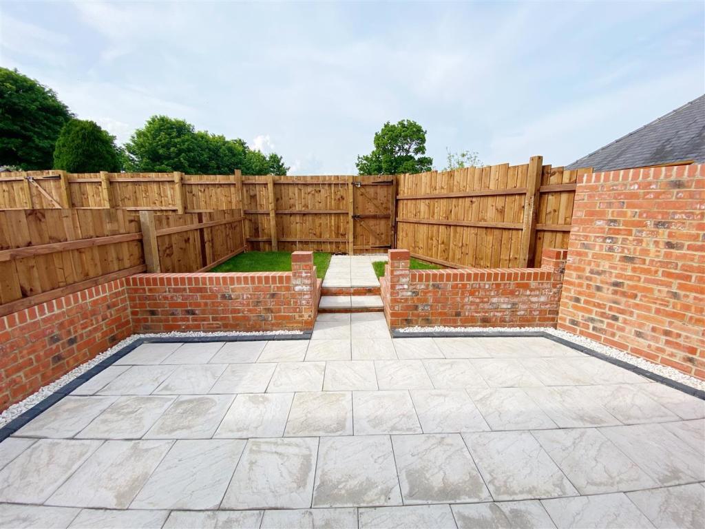 Garden 1.jpg