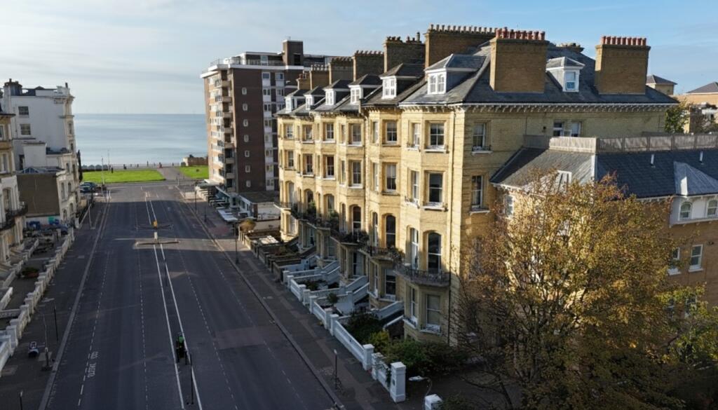 Street to sea