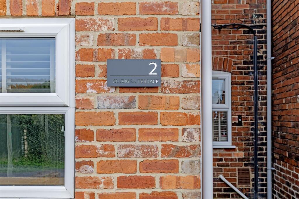 Front External-3.jpg