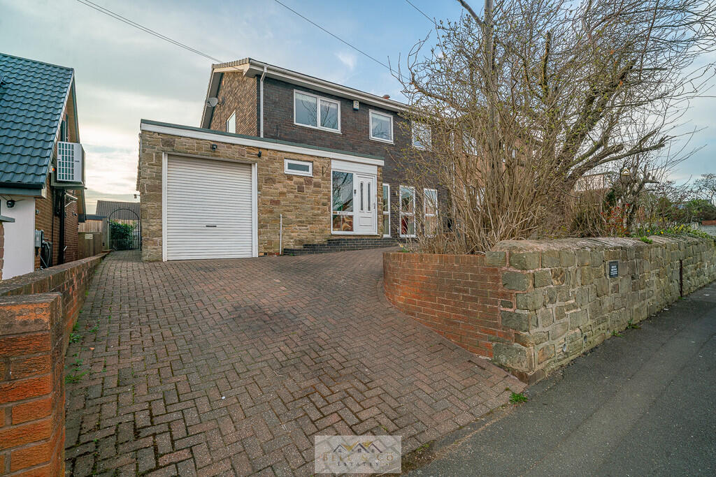 Front of house 1....