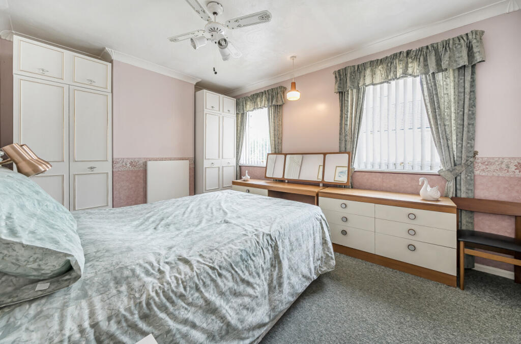 1328699-18-6884df...