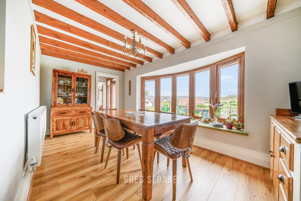 1340289-12-68b9d5e173a18