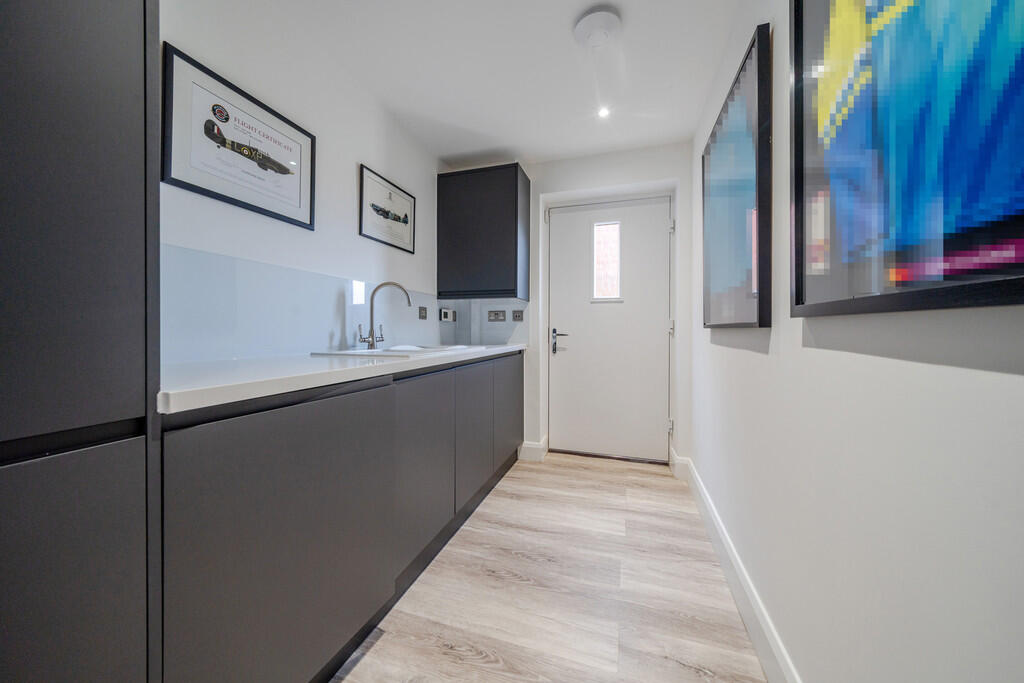 1296364-12-68372c...