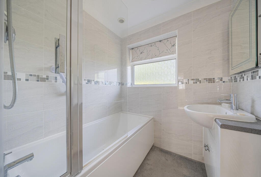 1346690-11-68b5ca...