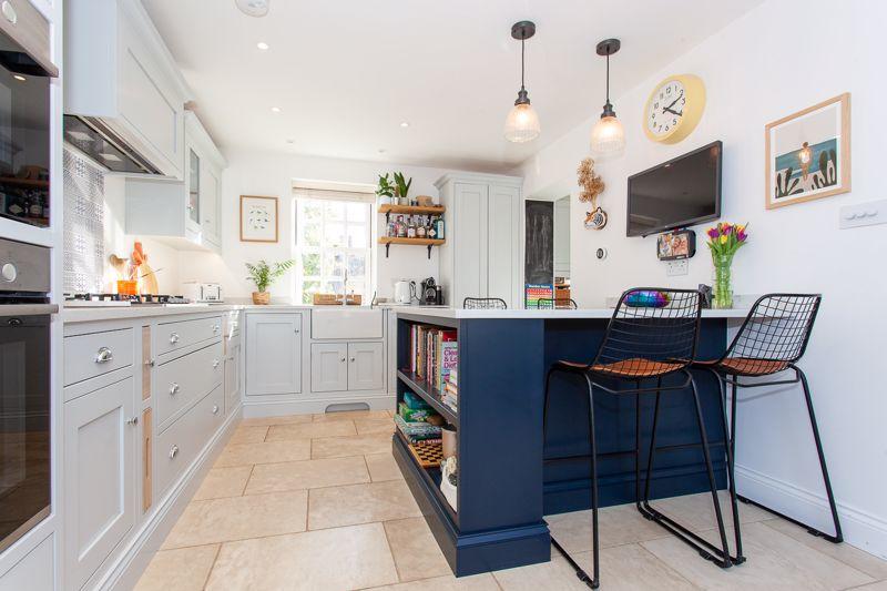 Fitted Kitchen...