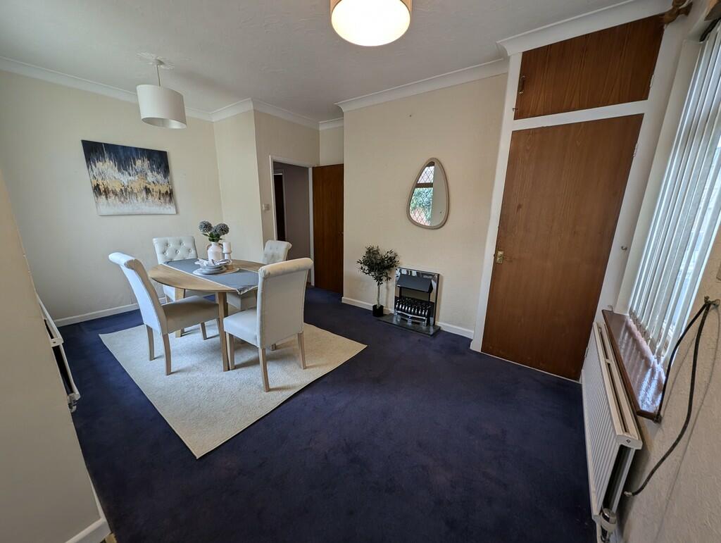 PXL_20241105_0940...