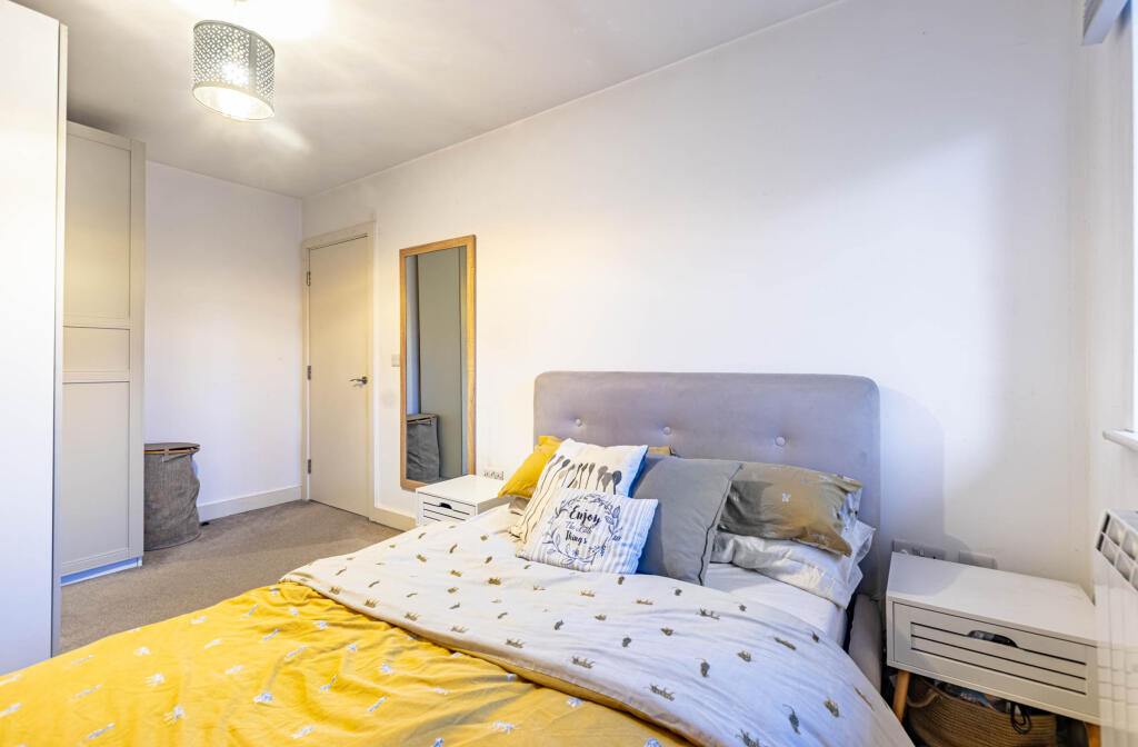 bedroom1b