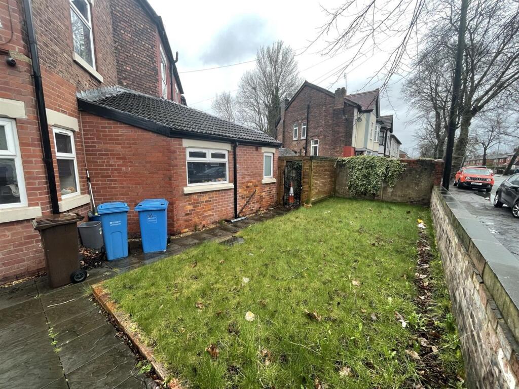 65bfr.Garden back.jpg