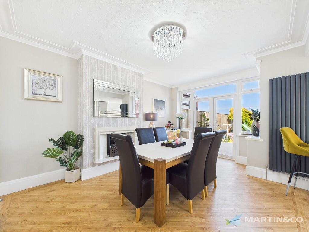 CAM02318G0-PR0441...