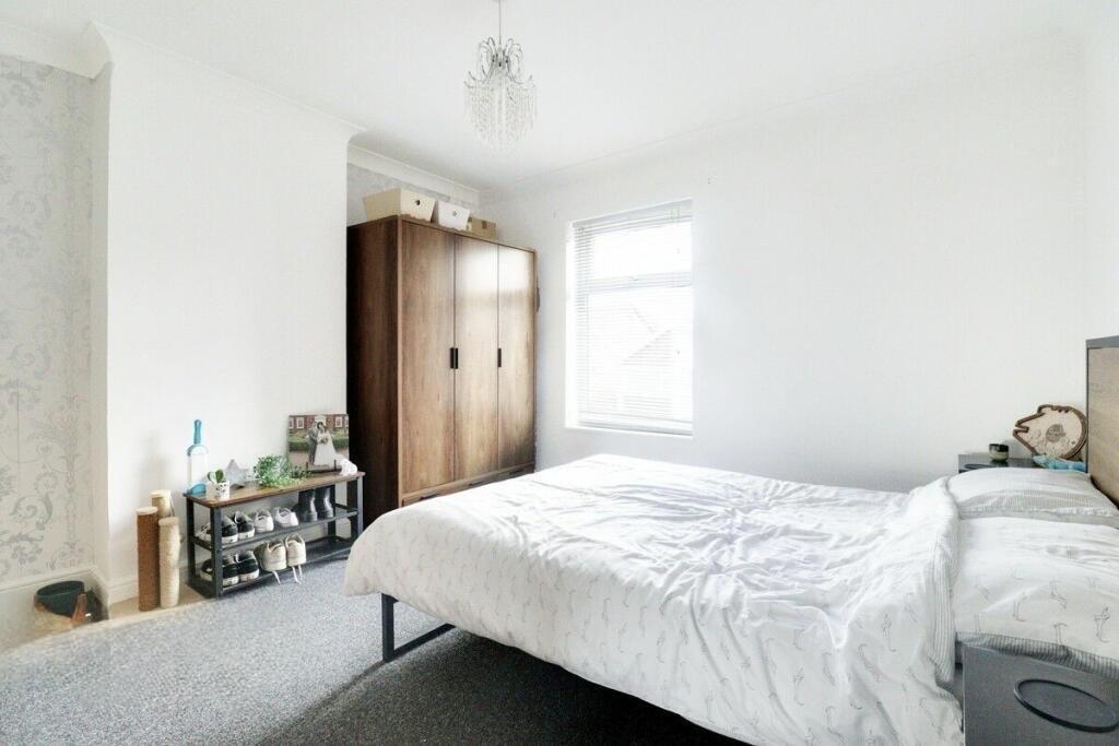 028ef239-01b5-459...