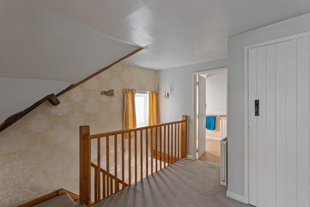 Swallows Cottage-04.jpg