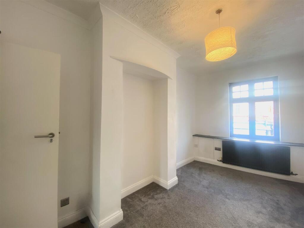BEDROOM 9.jpeg