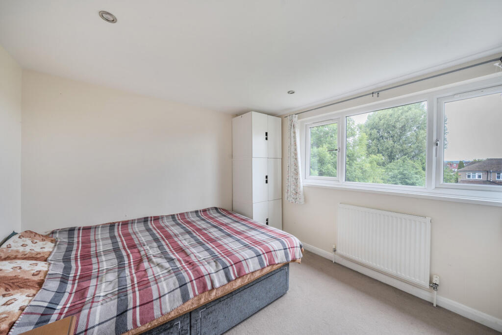 1298265-28-682da5...