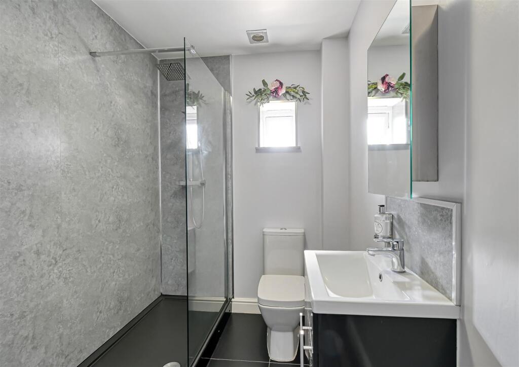 51 Whitburn Street-03.jpg