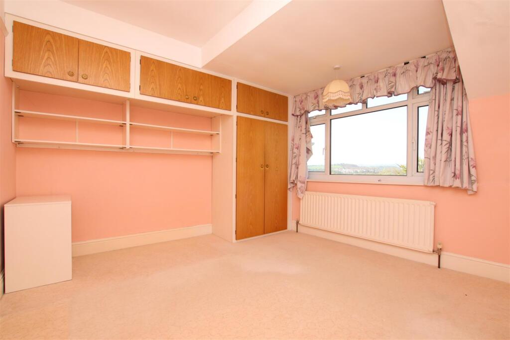 Bedroom 3.JPG