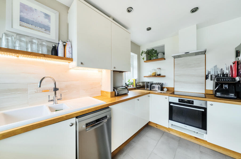 1334475-10-689084...