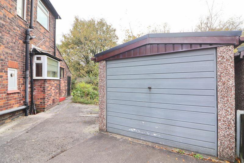 Detached Garage