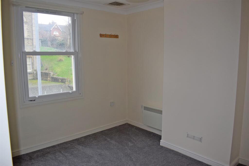 Flat bedroom.jpg