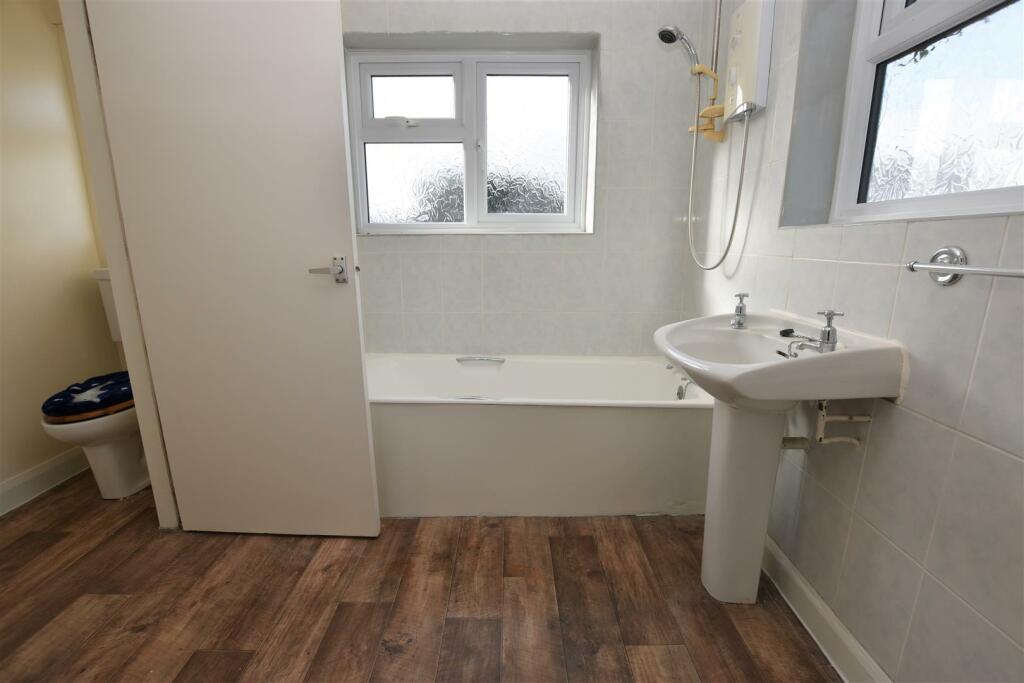 Bathroom with WC off.jpg