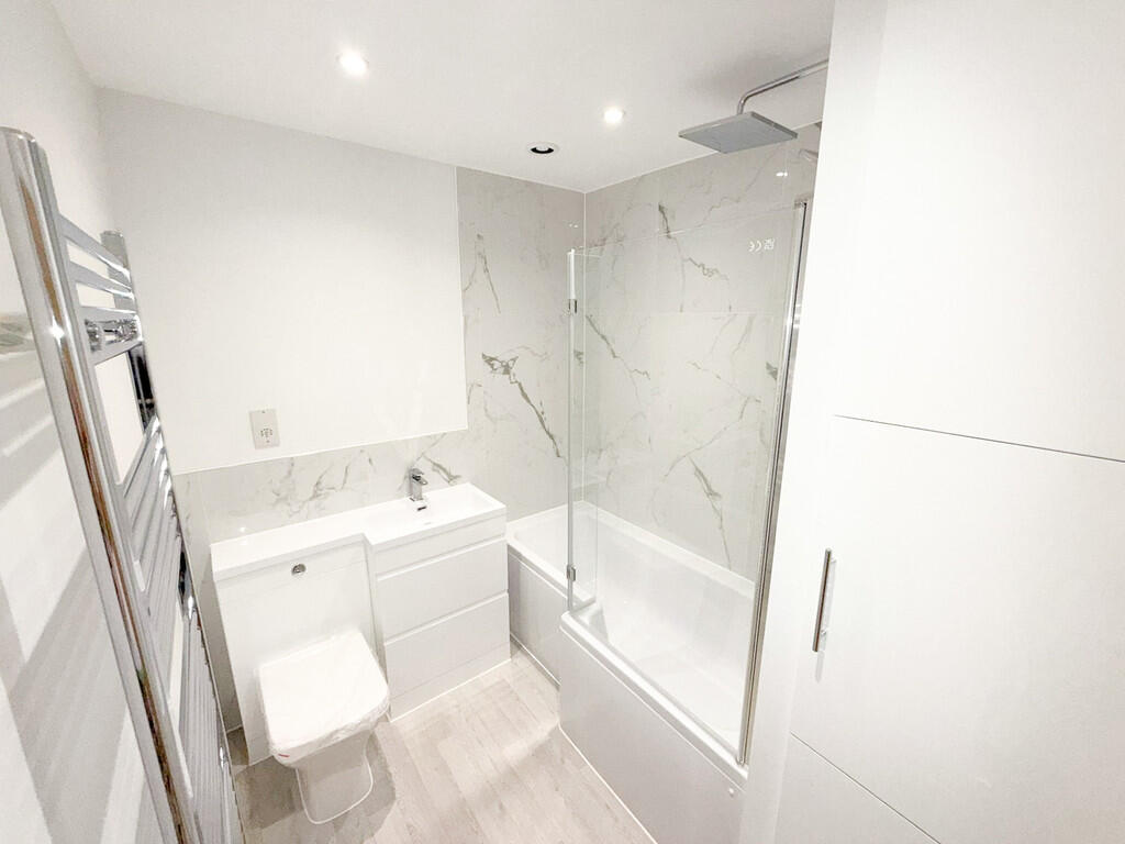 IMG-20250501-WA00...