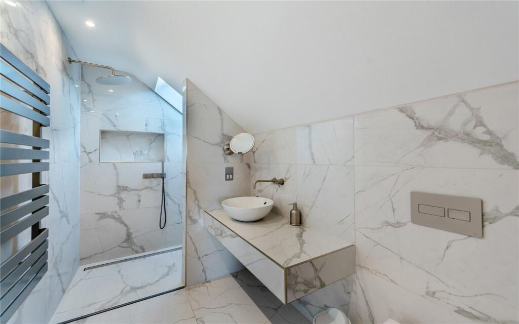 Second Floor Ensuite