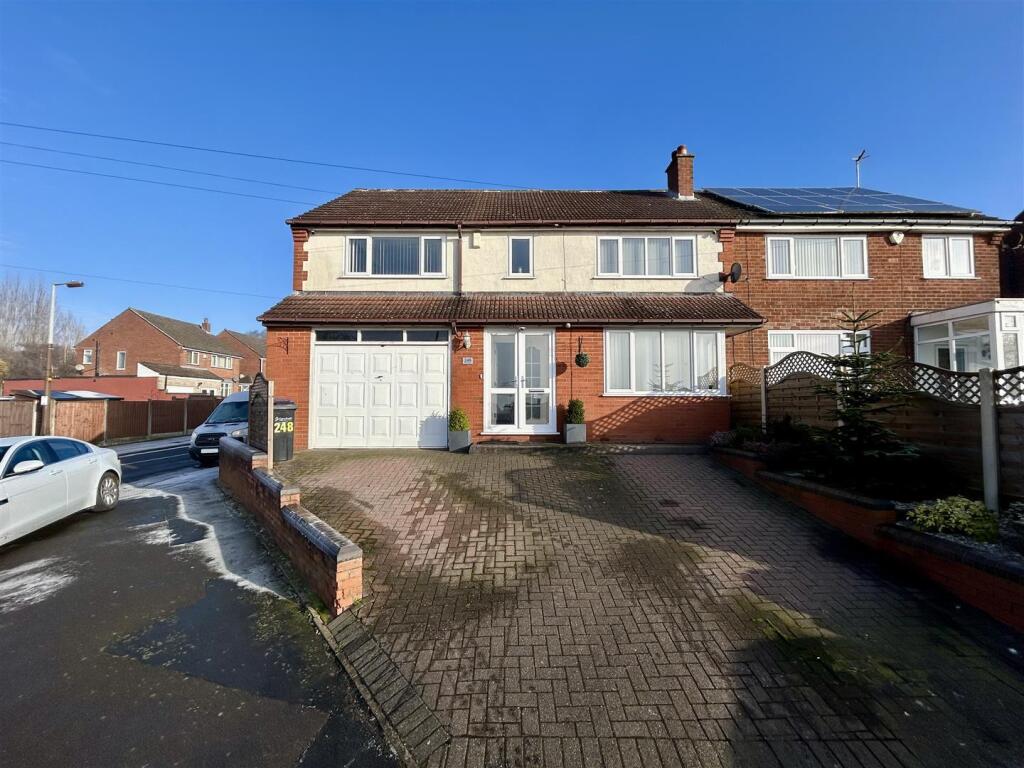 Dudley Road Rowley Regis 1.jpg