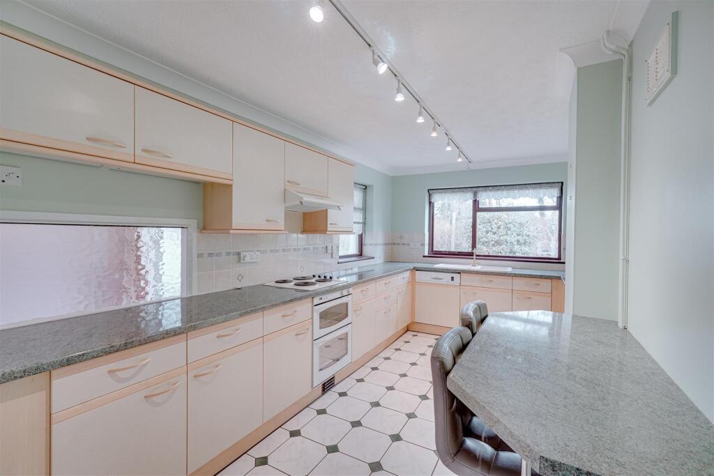 19 Darwin Place--21.jpg