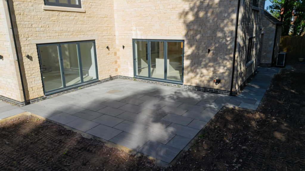 EweMove - Spalding - Pinstock Lane -  Back garden